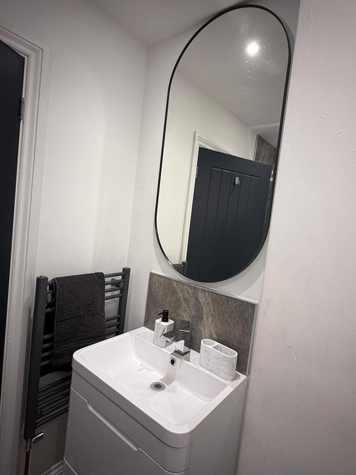 Seaside Studio Apartment Weston-super-Mare Luaran gambar